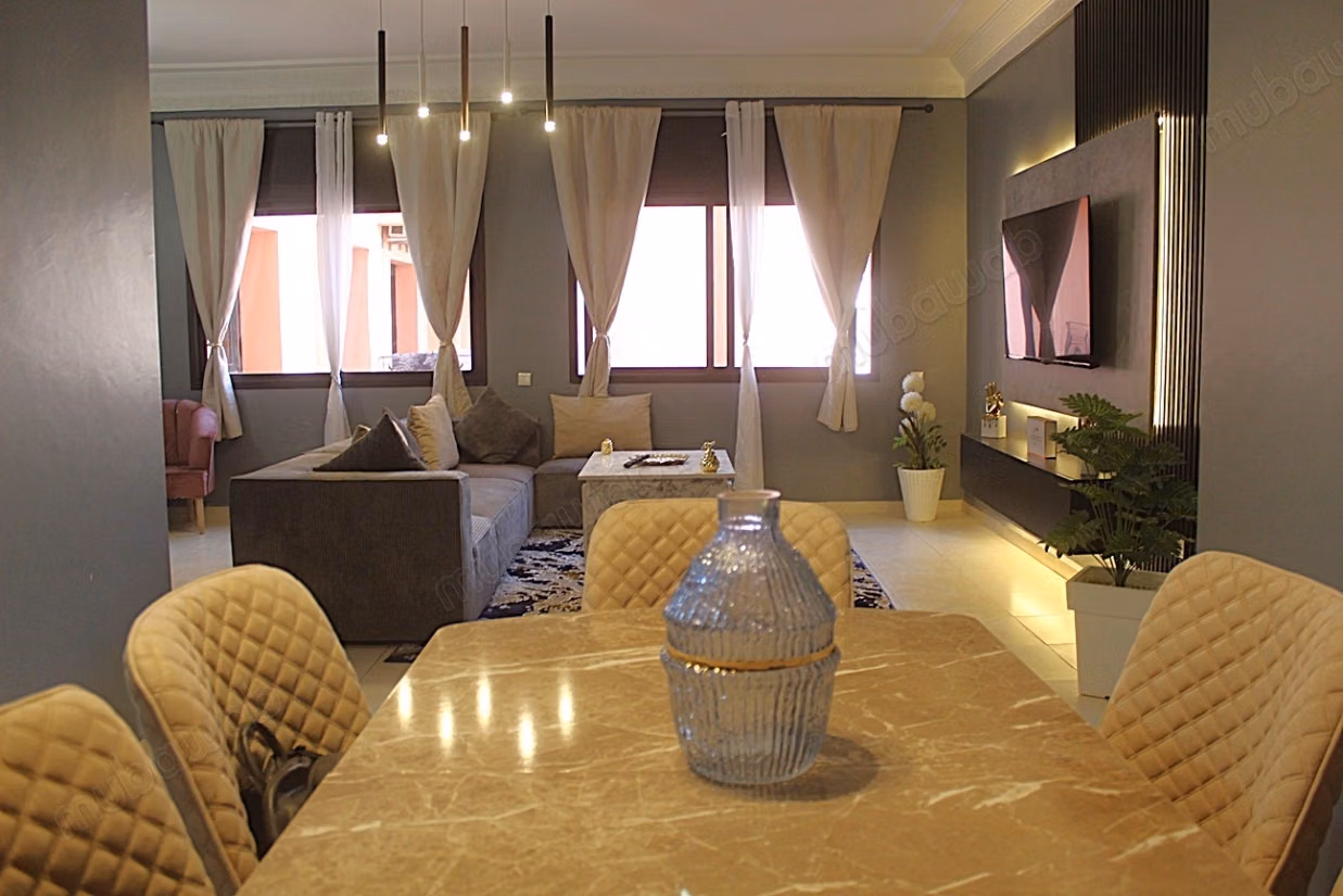 Bel appartement a Louer derriere la gare