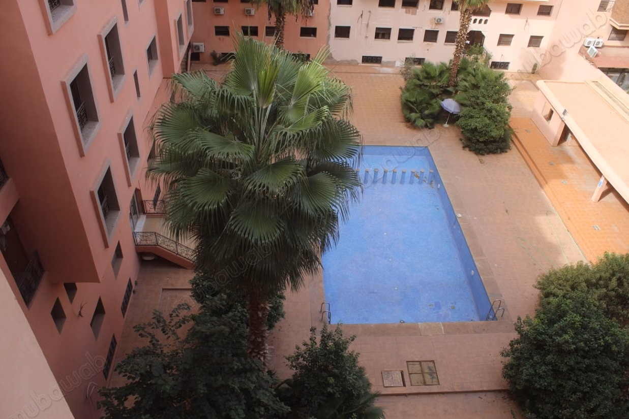 Bel appartement a Louer derriere la gare