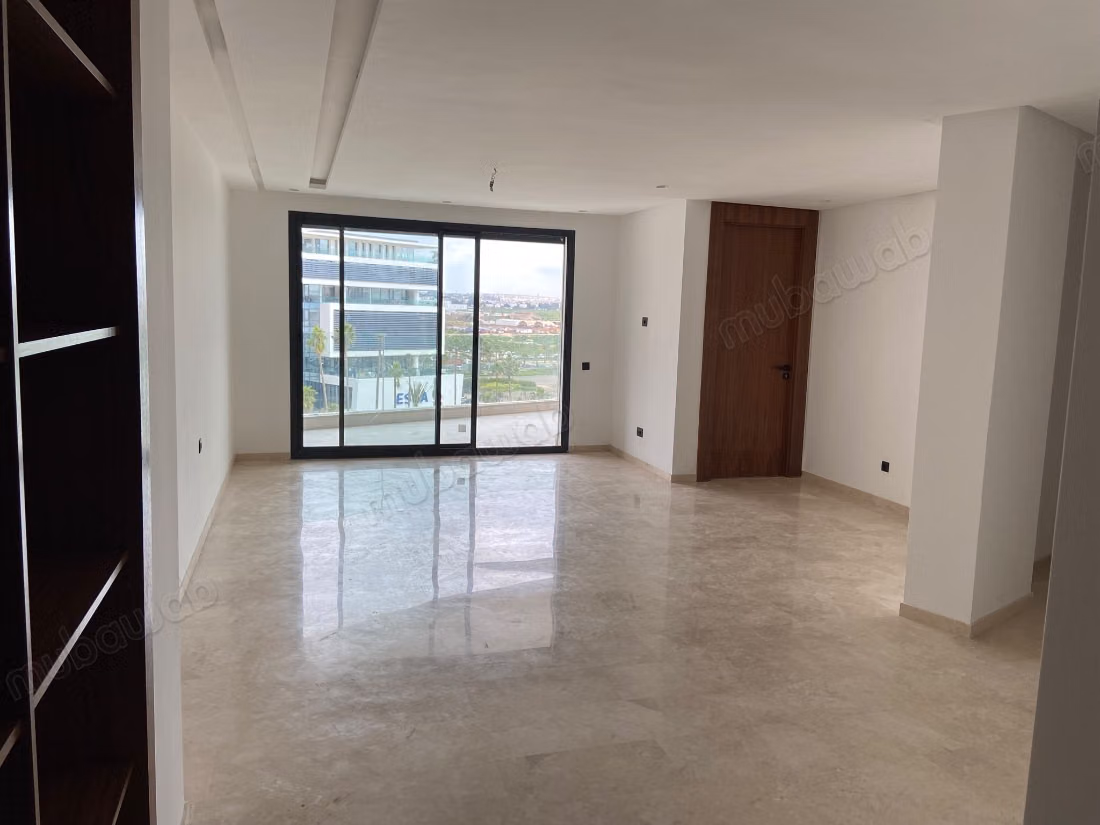 Louez cet appartement à Casablanca Finance City. 
3 pièces confortables