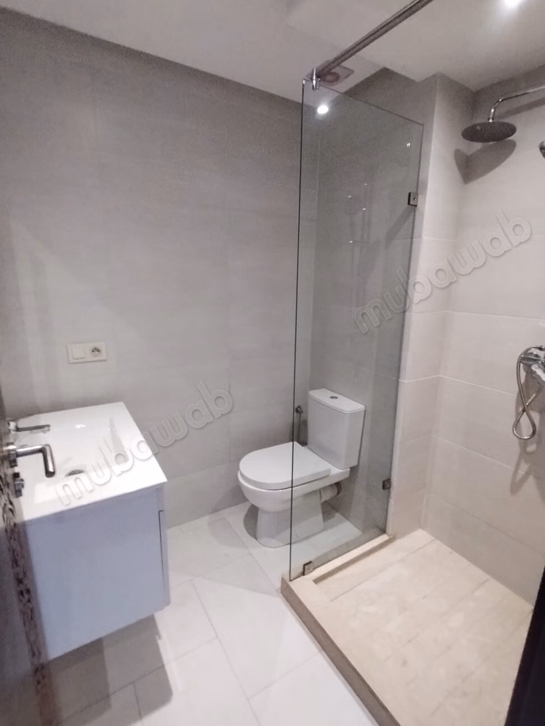 Appartement dans une résidence avec piscine à vendre – 80m² à Route de Safi