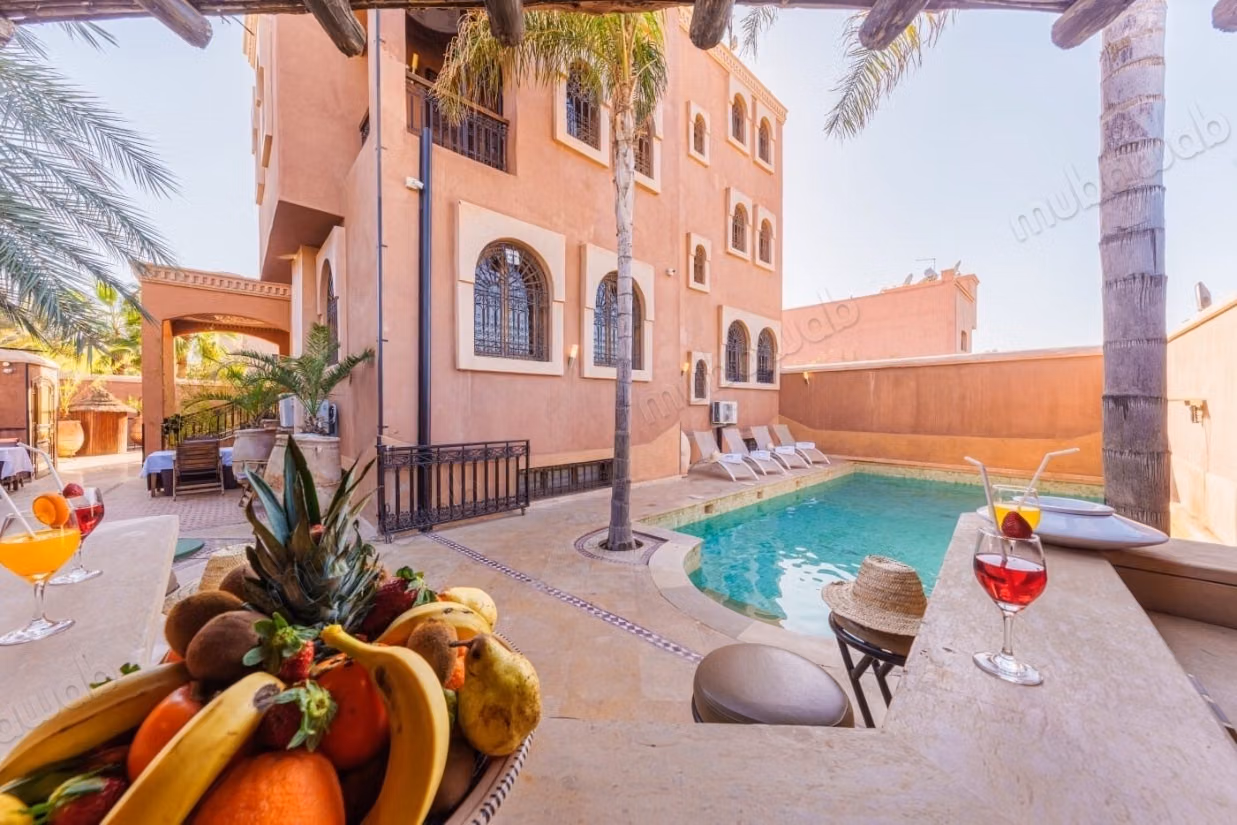 Hôtel villa – 700m² à Targa