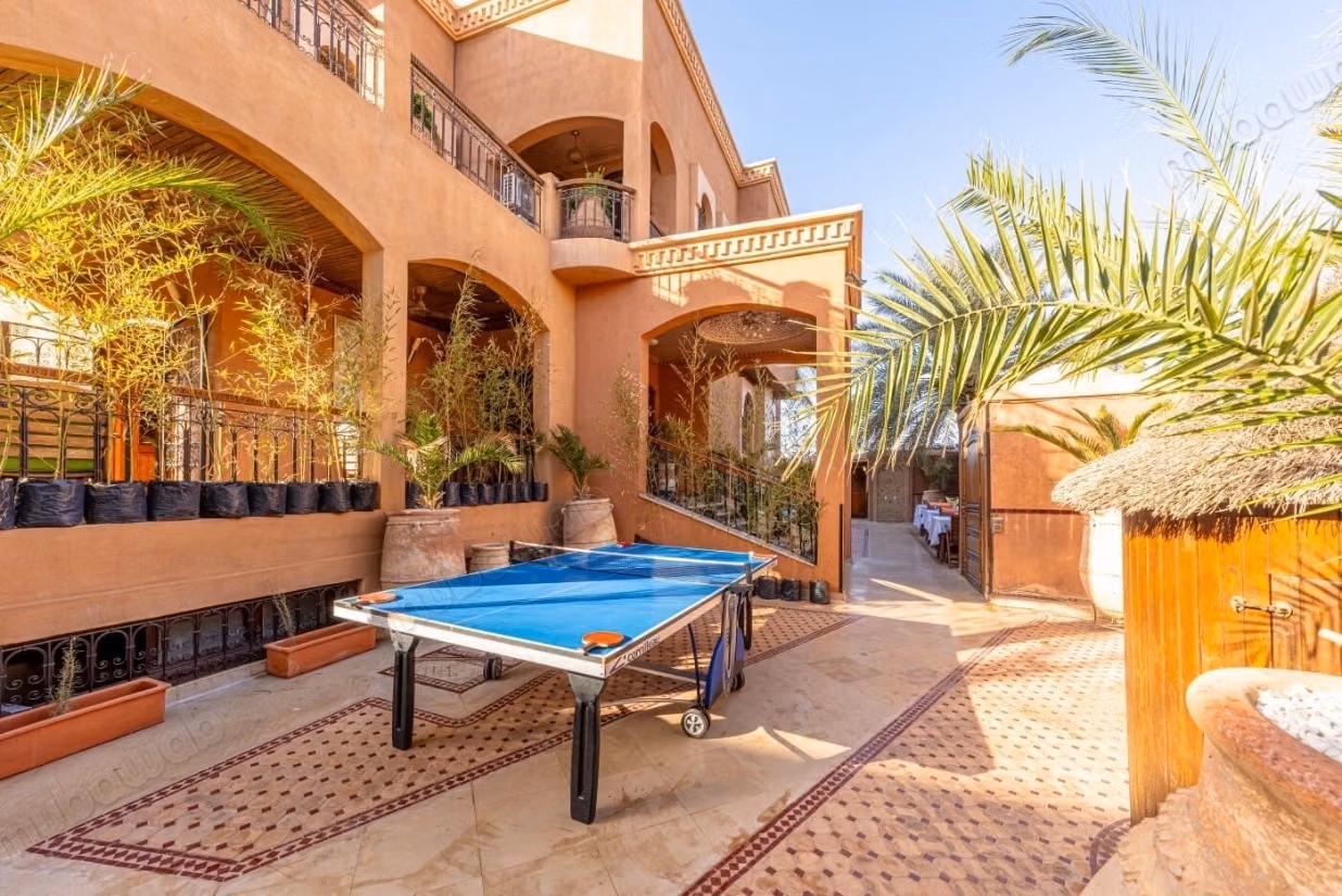 Hôtel villa – 700m² à Targa
