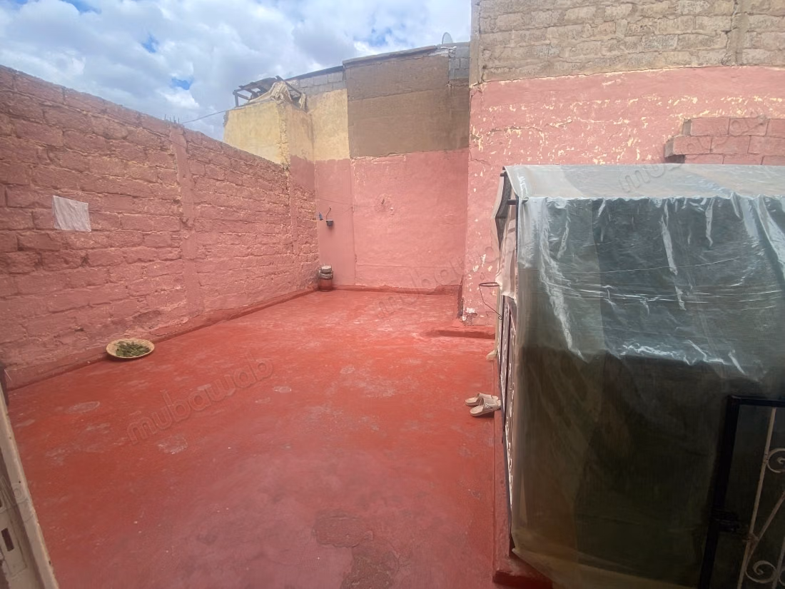 Riad 90m2 à rénover à Bab Hmar