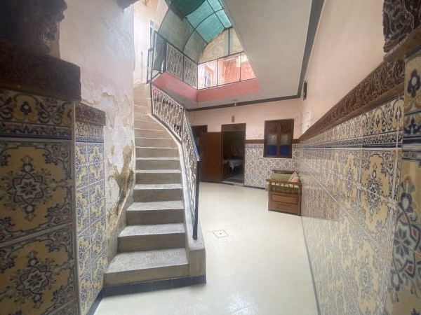 Riad 90m2 à rénover à Bab Hmar