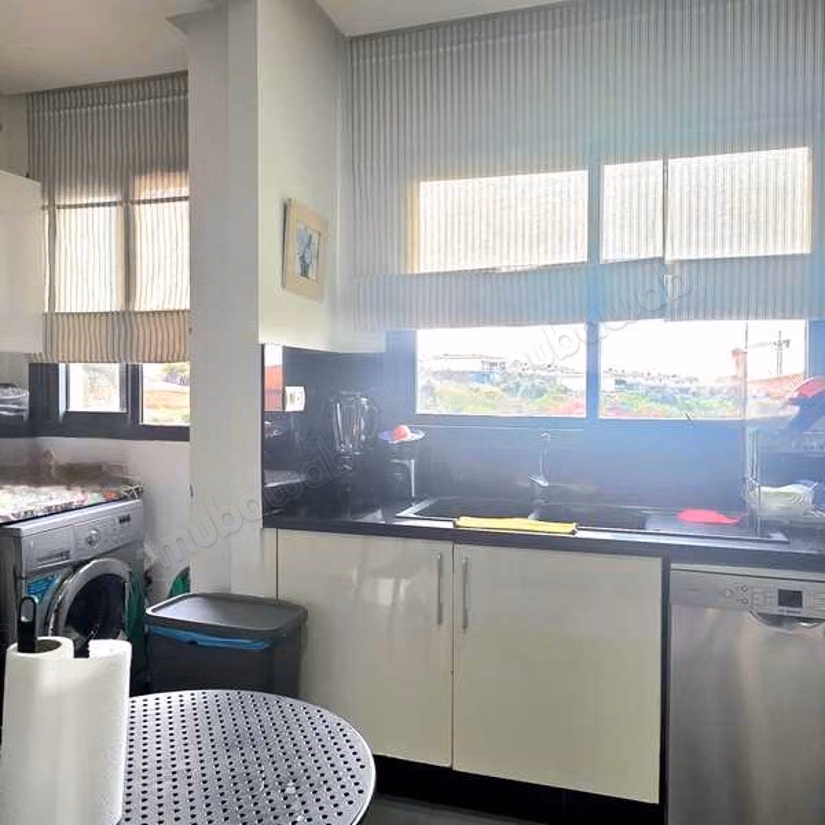 Appartement à Vendre de 168.0 m² à Dar Bouazza,
Tamaris1