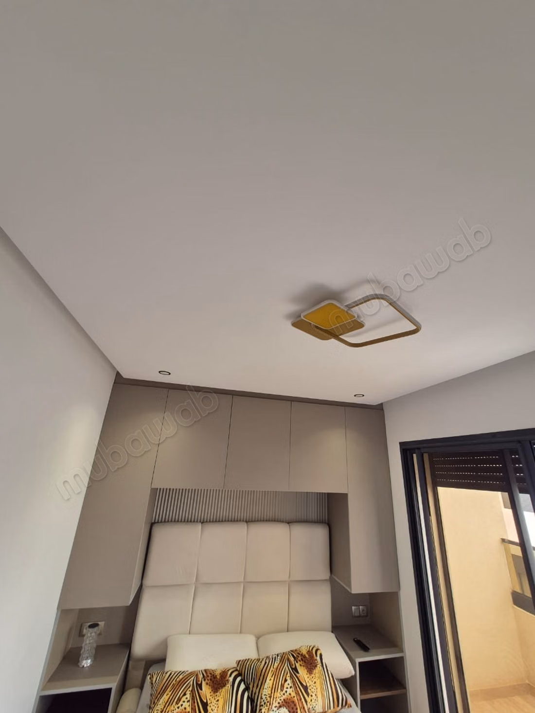 Appartement en location à Hay Palestine. 
1 chambre. 
Terrasse et ascenseur