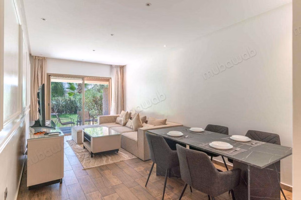 Appartement Rez De Jardin en location à prestigia.
Meublé