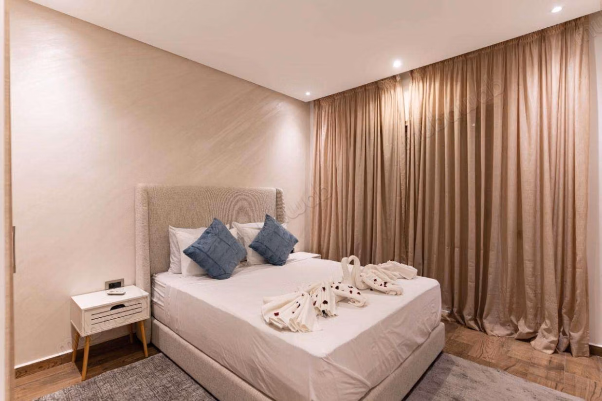 Appartement Rez De Jardin en location à prestigia.
Meublé