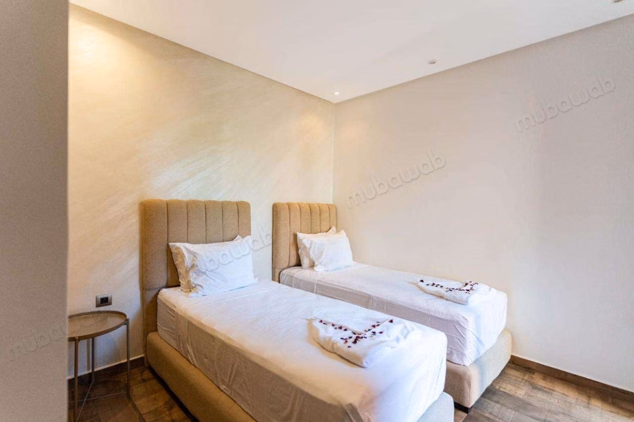 Appartement Rez De Jardin en location à prestigia.
Meublé