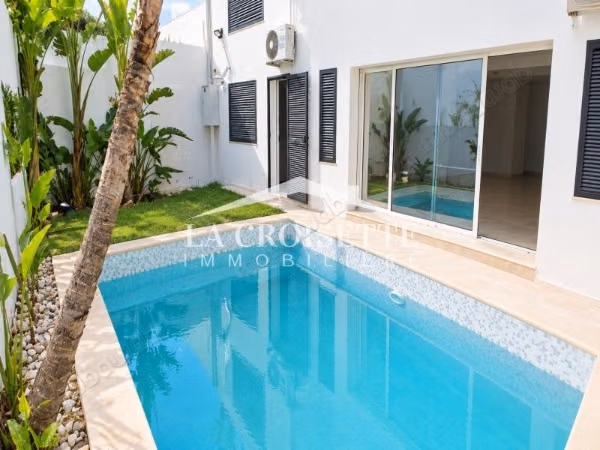 Triplex S4 con piscina a La Soukra MTRL0112
