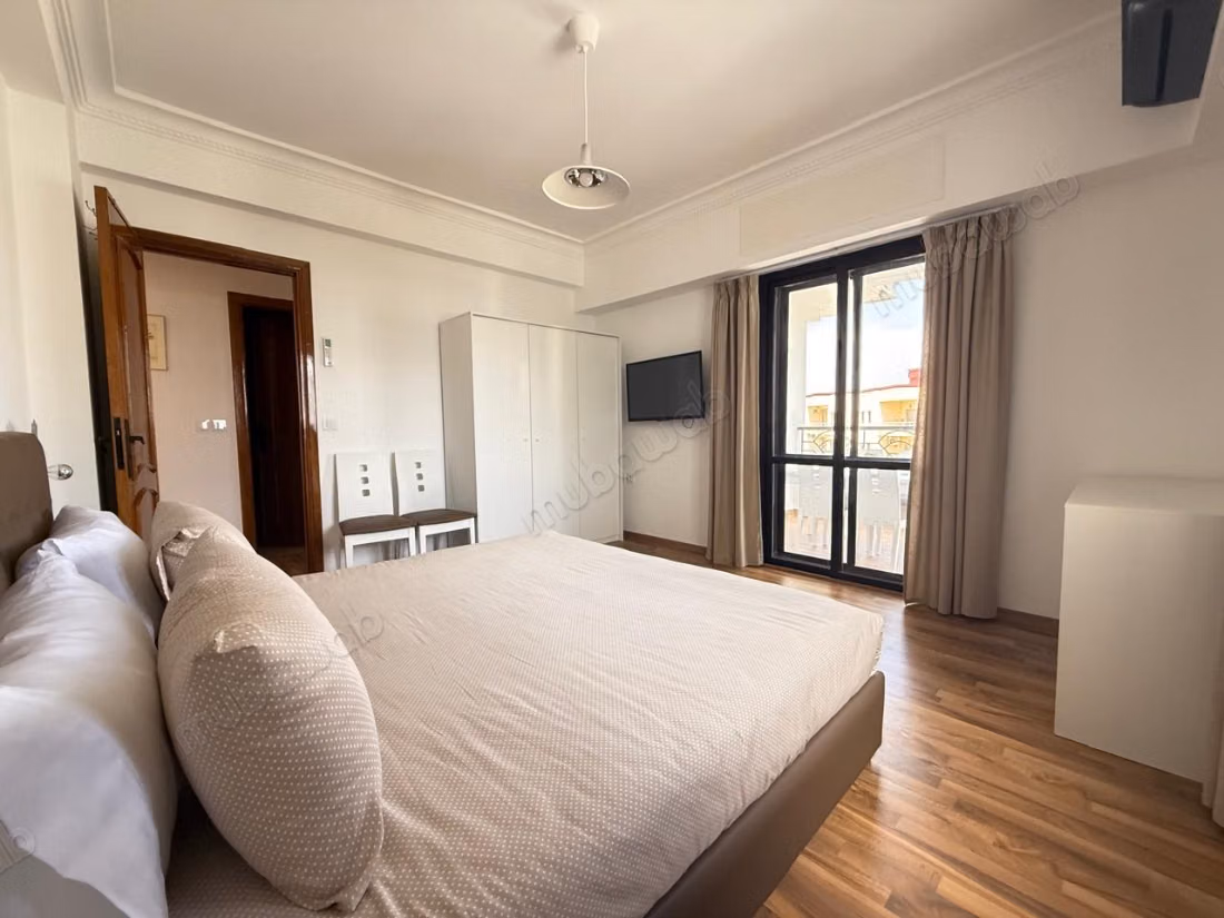 Appartement Meublé de 127m² avec Terrasse Vue Mer