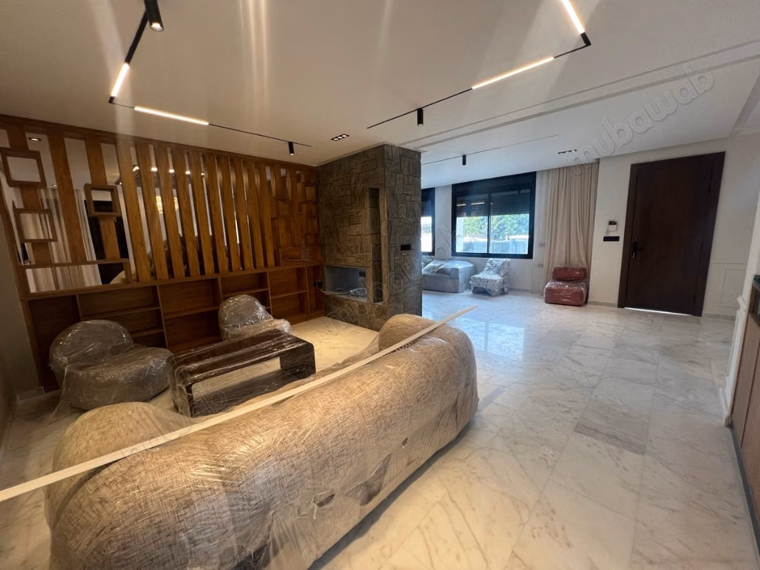 Magnifique VILLA MEUBLÉ à vendre à Les Orangers AGDAL