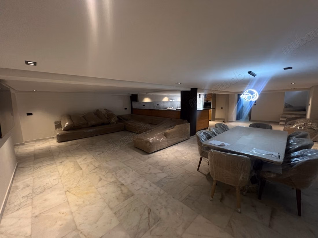 Magnifique VILLA MEUBLÉ à vendre à Les Orangers AGDAL