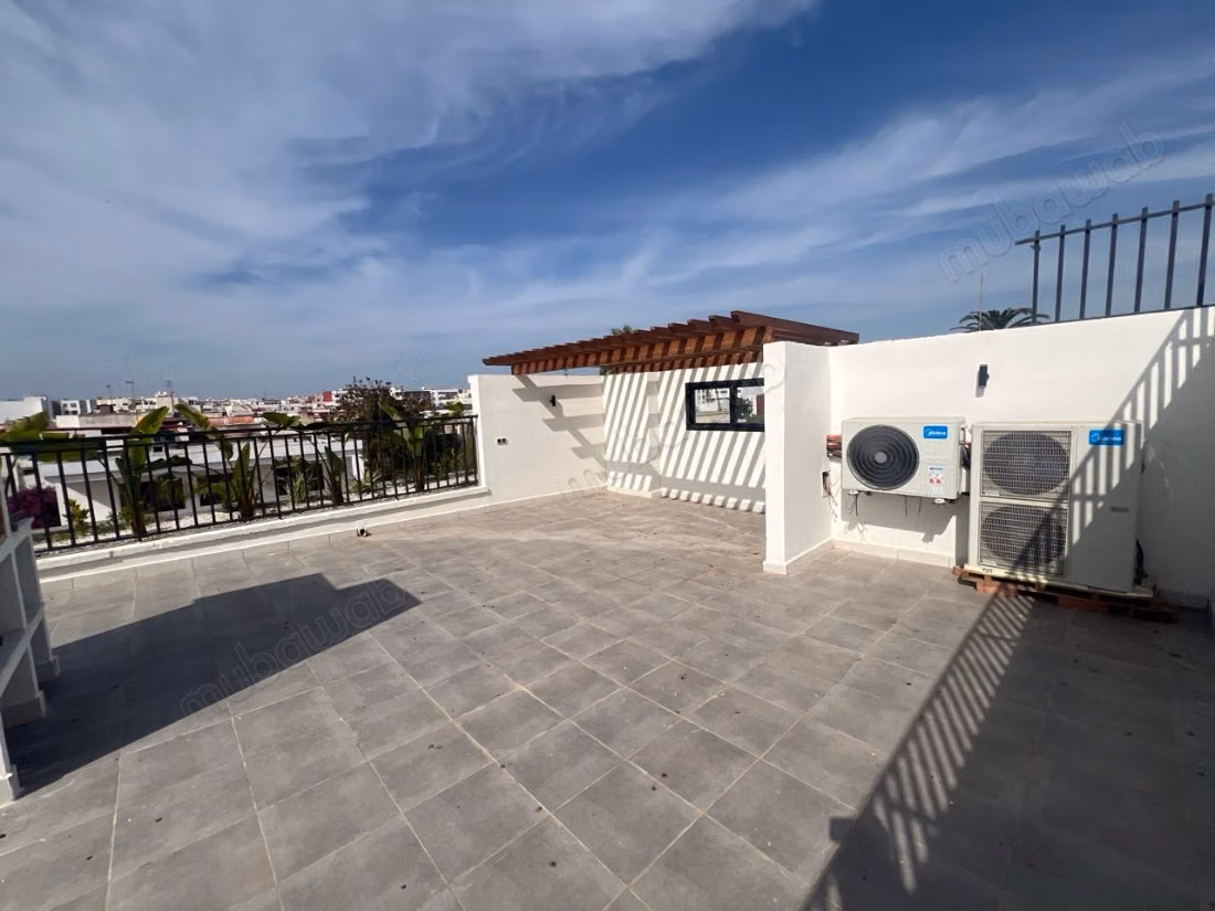 Magnifique VILLA MEUBLÉ à vendre à Les Orangers AGDAL