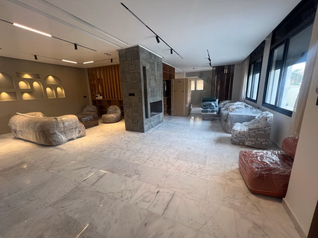 Magnifique VILLA MEUBLÉ à vendre à Les Orangers AGDAL