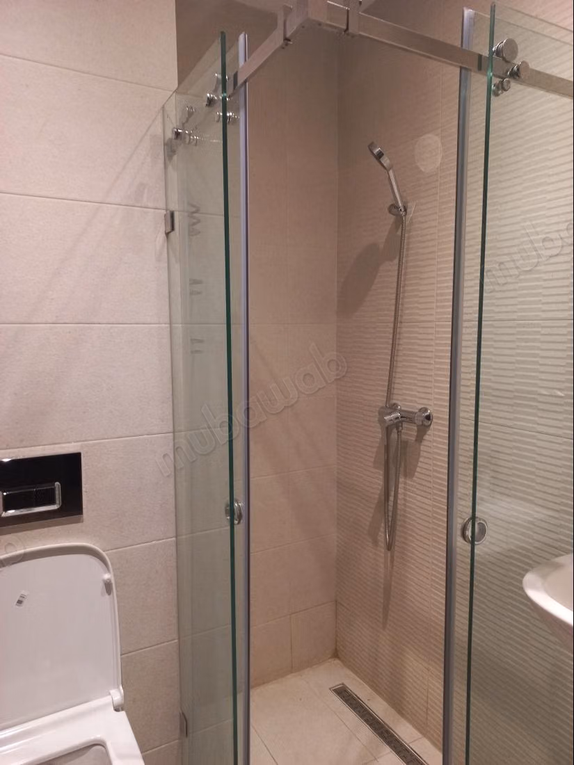 Appartement de vacances à louer à Hay Mohammadi. 4 pièces. Porte blindée et système de double vitrage