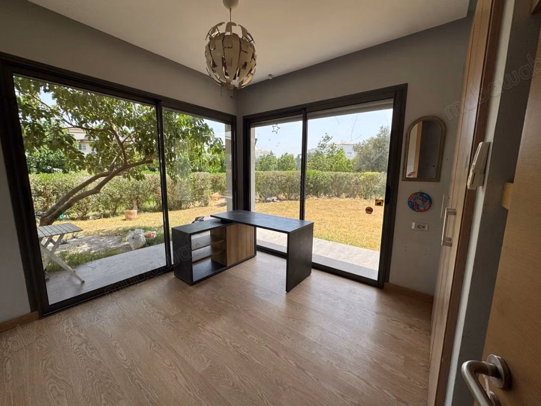 À Vendre, Rez de Jardin 160 m² – Bouskoura Golf City