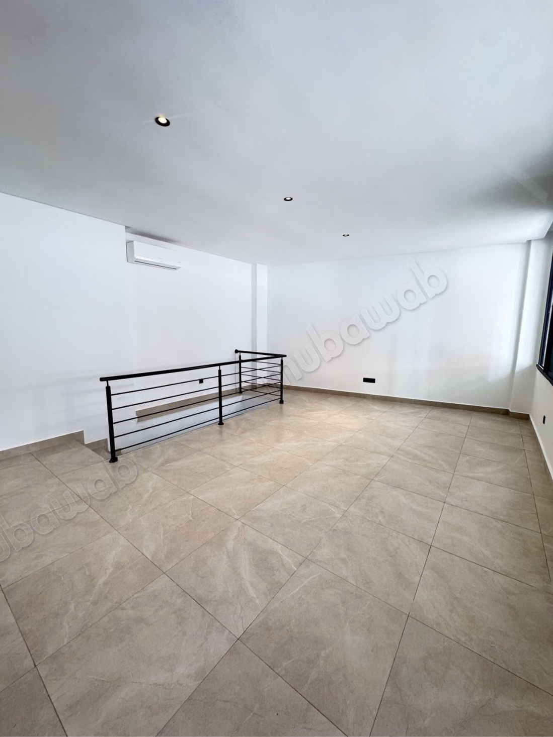 Location de bureaux en duplex a 2 pas du CFC