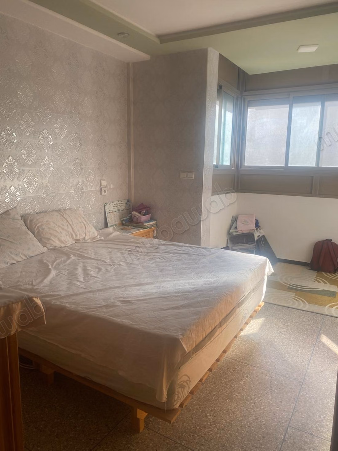 Appartement en vente à hay karima, 3 pièces confortables. 
Salon traditionnel marocain