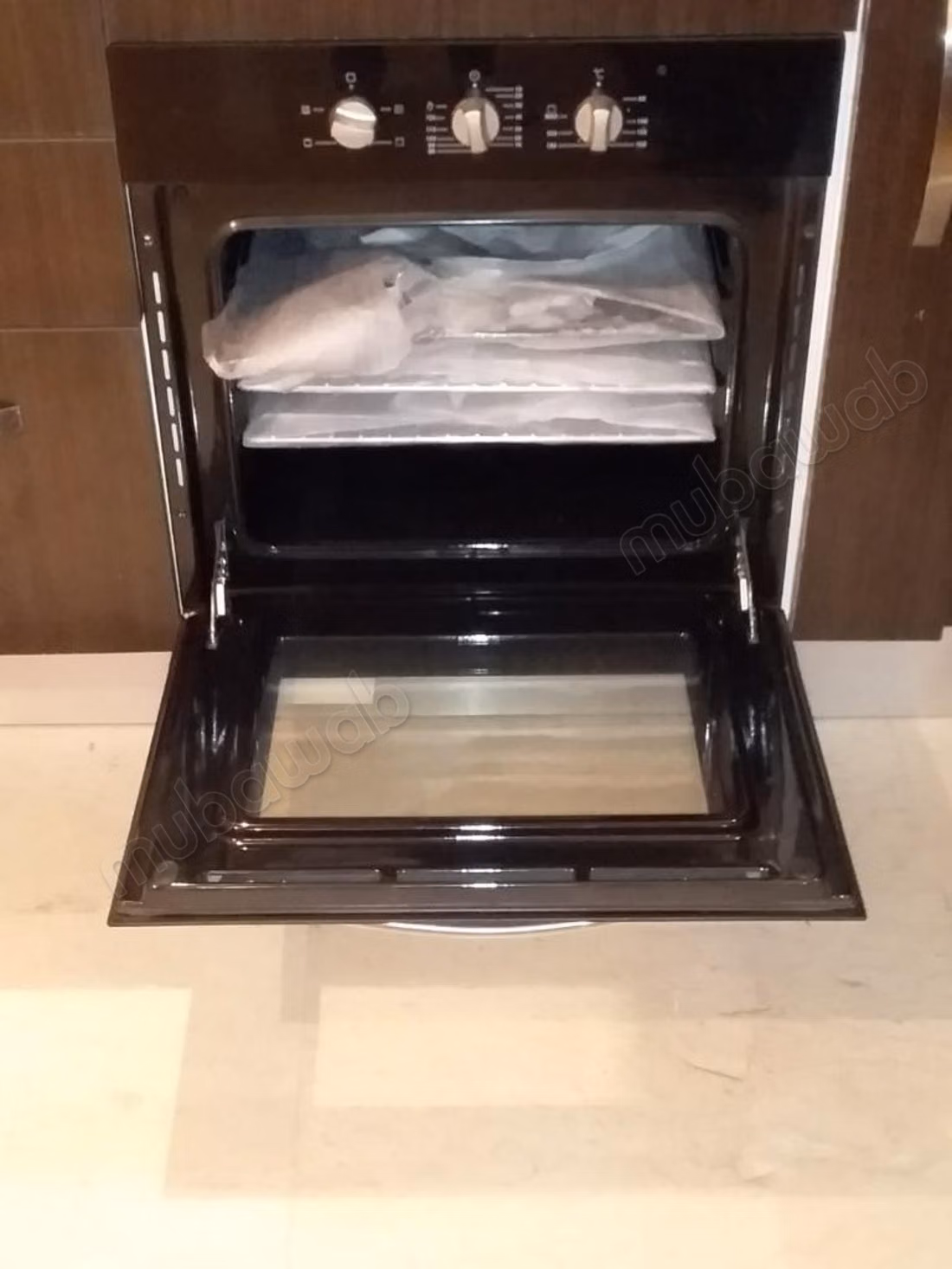 Appartement à louer dans la Route de l'Ourika. Dimension 250 m². Service de gardien disponible, belle piscine