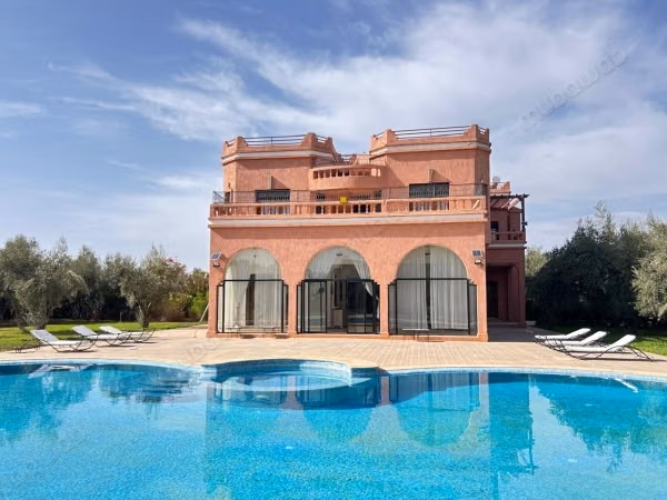 Villa traditionnelle à louer route d'Ouarzazate