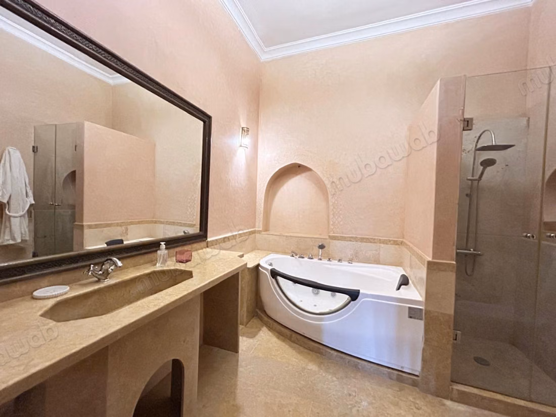 Bonita villa en venta en la ruta de Ouarzazate