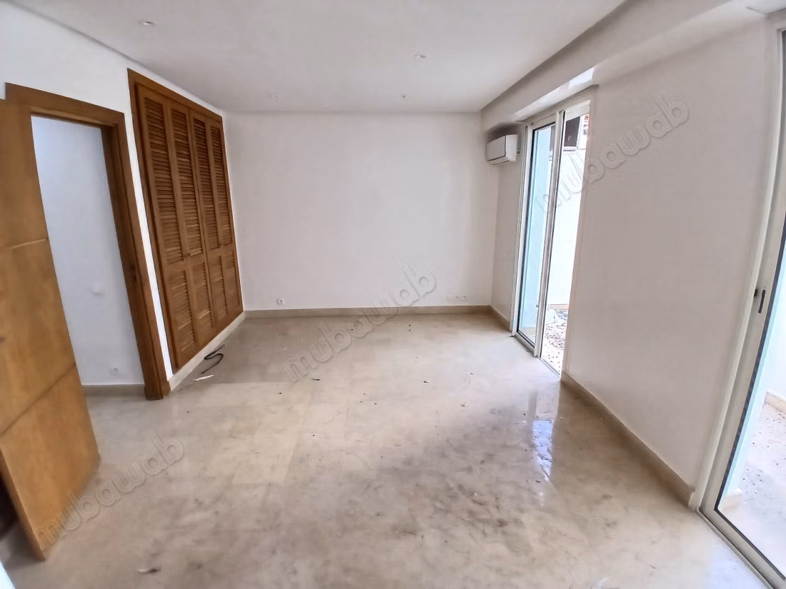 Appartamento in affitto con vista libera e soleggiata a Racine. Superficie 126 m². Antenna satellitare e sicurezza