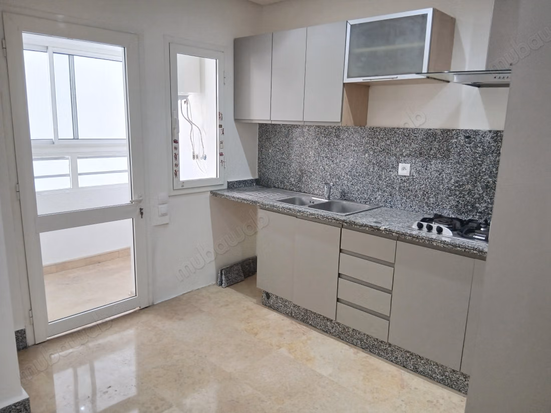Appartamento in affitto con vista libera e soleggiata a Racine. Superficie 126 m². Antenna satellitare e sicurezza