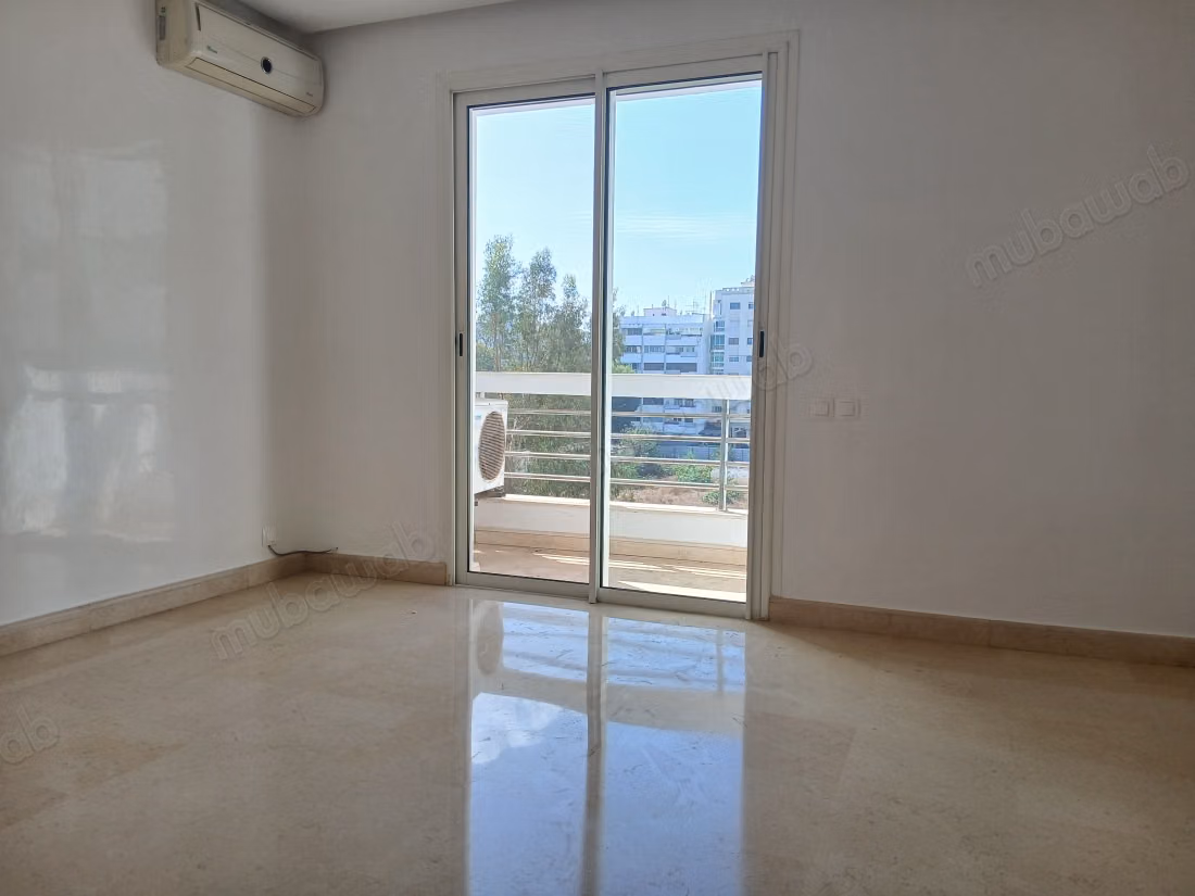 Appartamento in affitto con vista libera e soleggiata a Racine. Superficie 126 m². Antenna satellitare e sicurezza