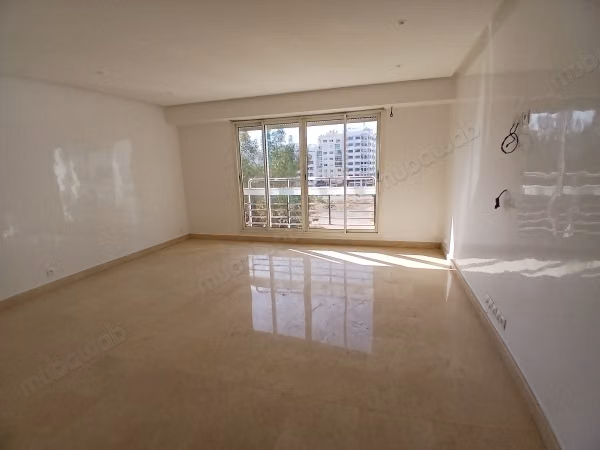 Appartamento in affitto con vista libera e soleggiata a Racine. Superficie 126 m². Antenna satellitare e sicurezza