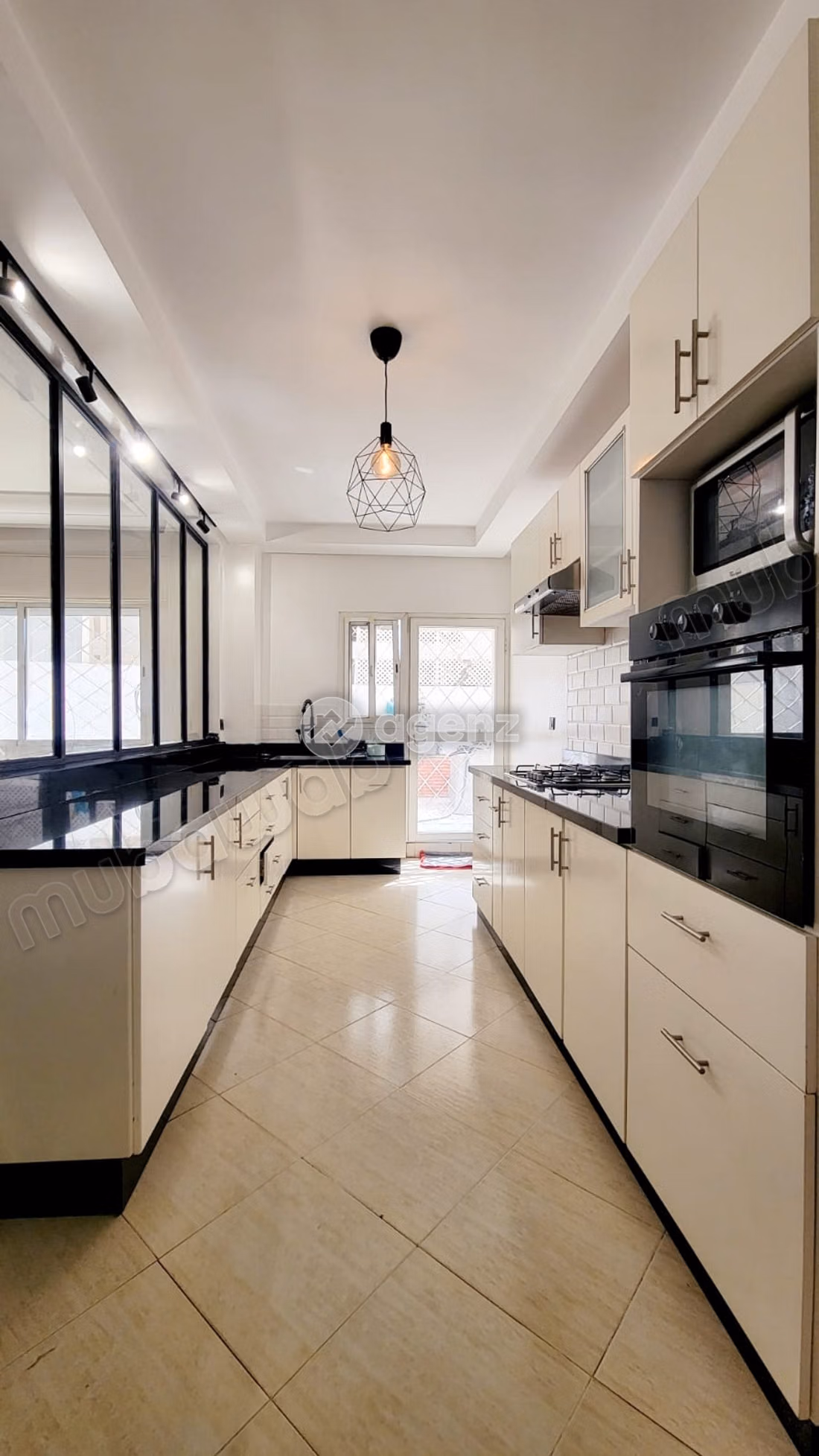 Appartement à vendre 152 m², 3 chambres 
Maârif Extension 
Casablanca