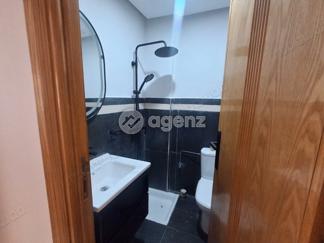 Appartement te huur 110 m², 2 slaapkamers Racine Casablanca