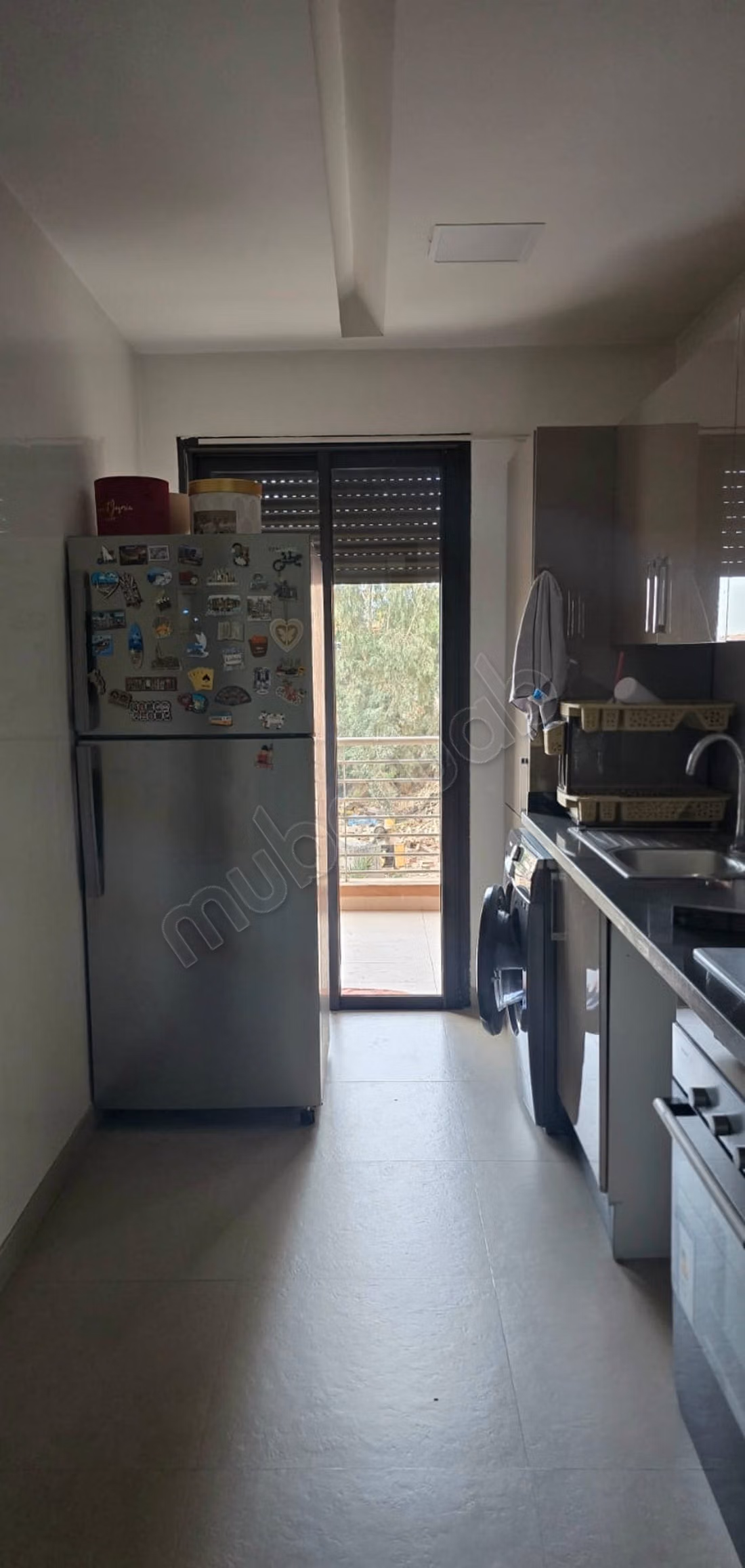 Très bel appartement en location à Route Casablanca. 
1 belle chambre. 
Meublé