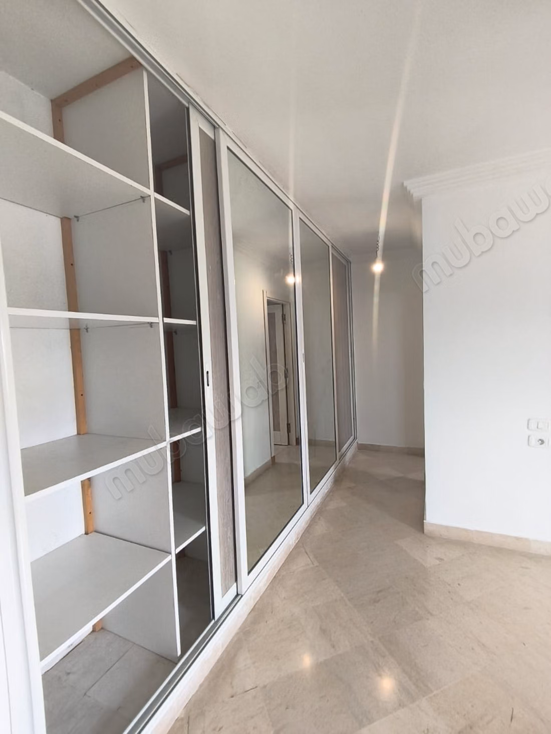 Affitto villa di lusso a La Soukra Ville. 7 camere confortevoli. Posti auto e giardino