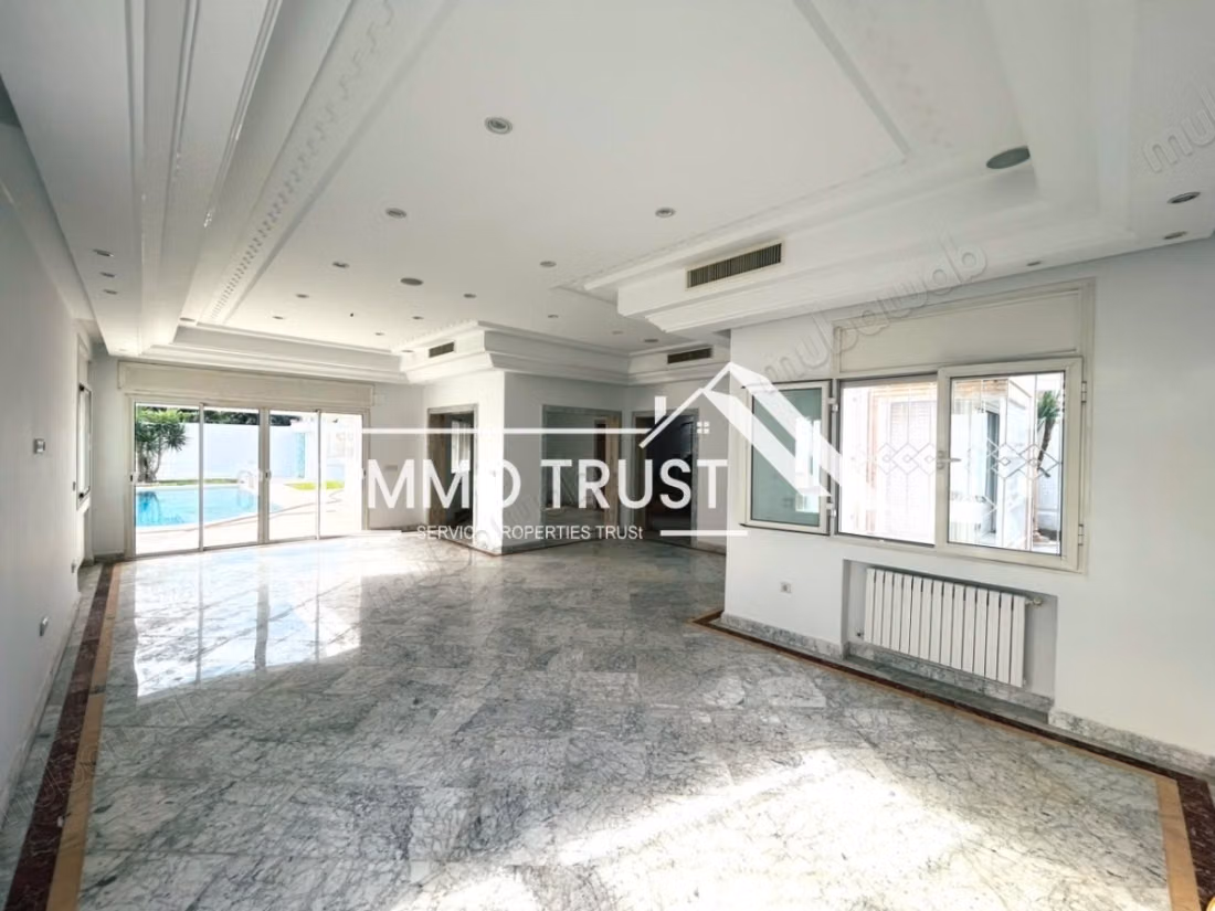 Villa S4 con giardino e piscina a La Soukra