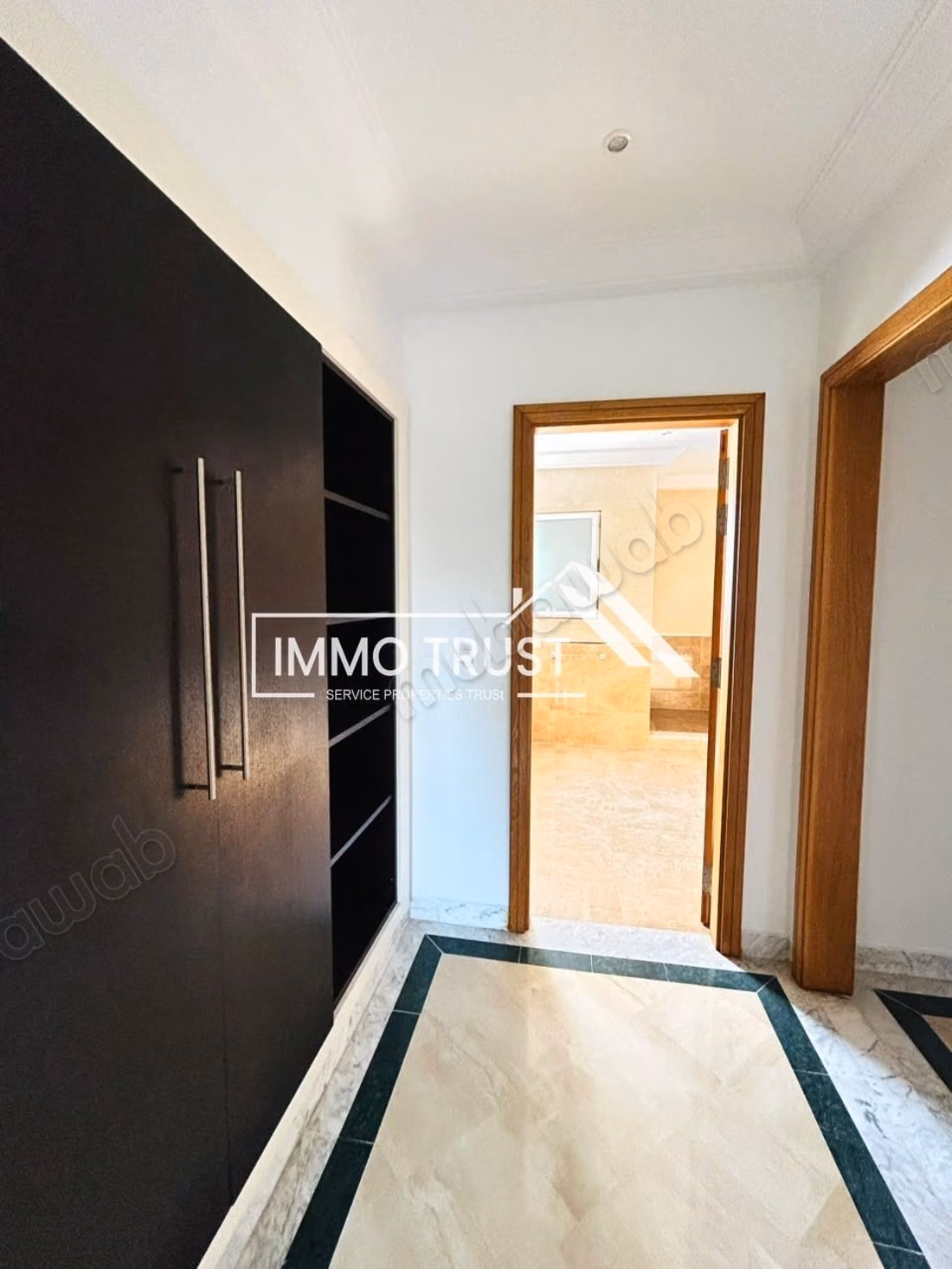 Villa S4 con giardino e piscina a La Soukra