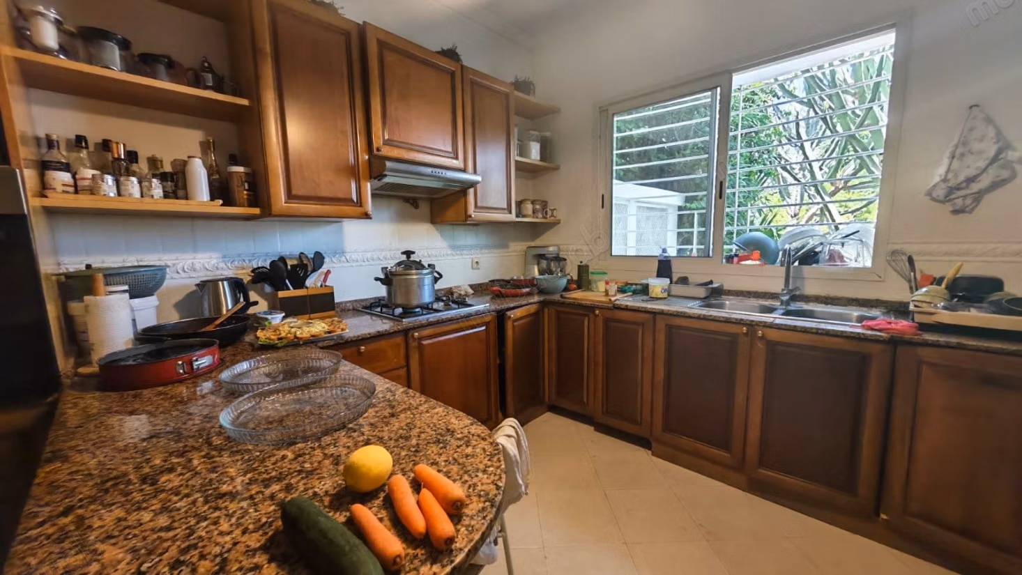 Villa 460 m² piscine & rooftop – Ain Diab Ext