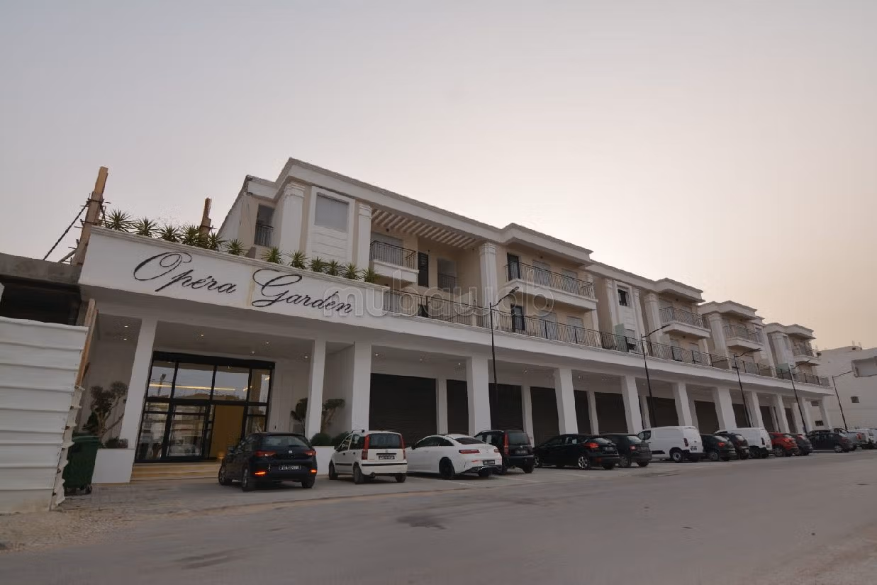 Opera Garden - Bhar Lazreg
