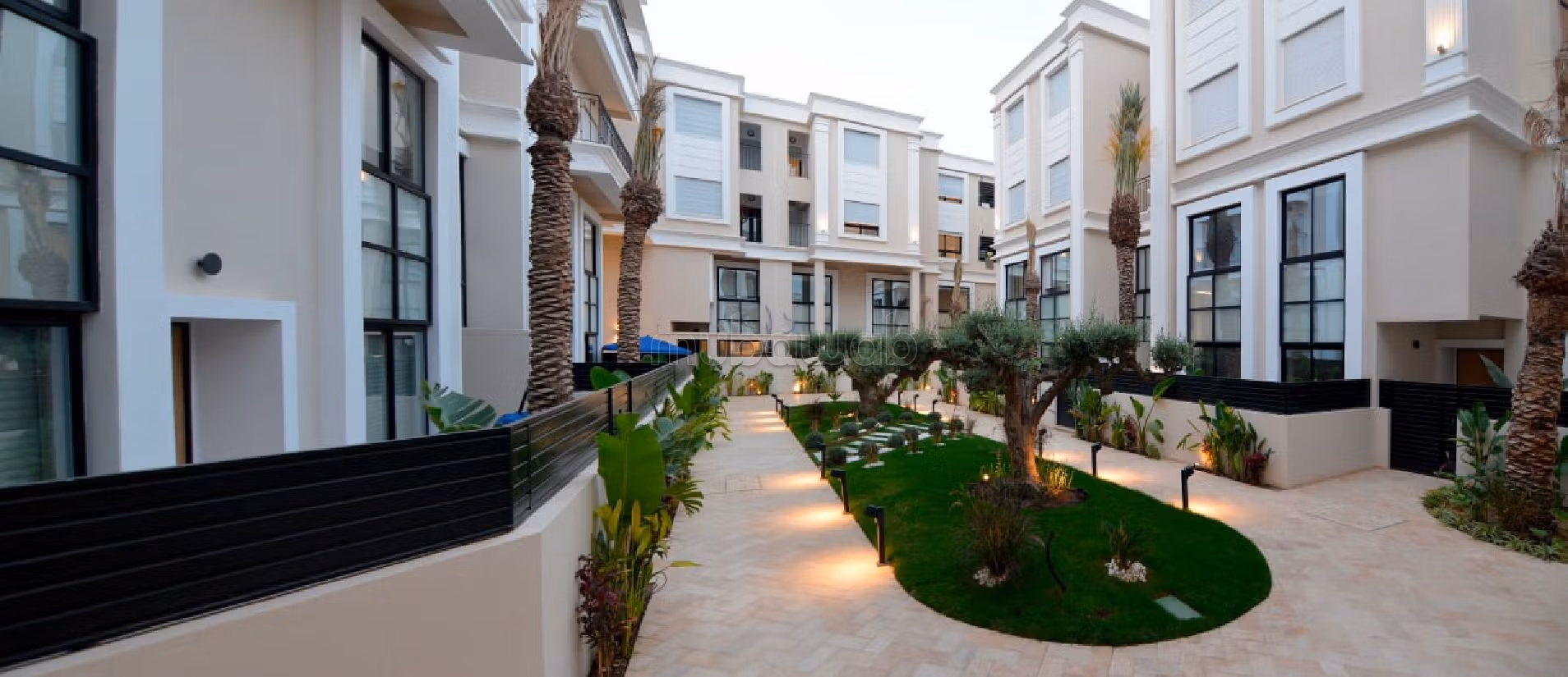 Opera Garden - Bhar Lazreg