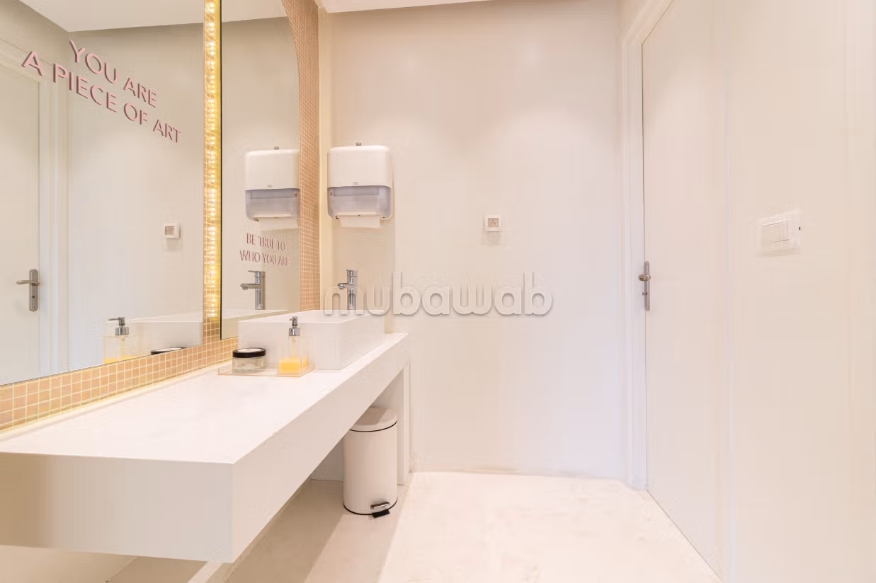 Locaux & Bureau à louer  à  la Marsa